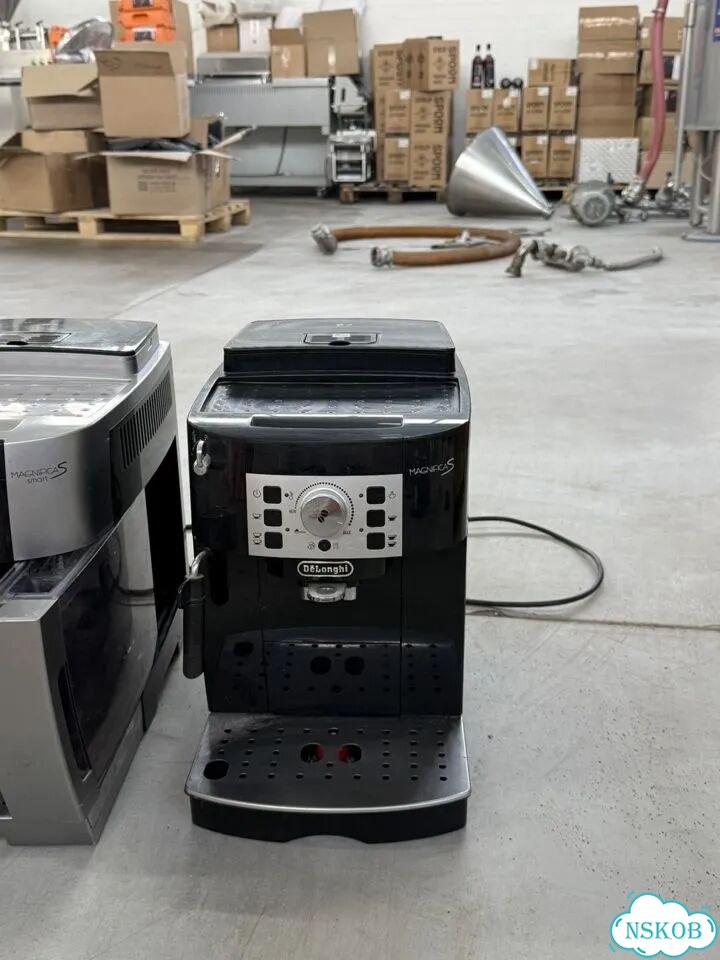 Кофемашина De'Longhi Magnifica S фото 3