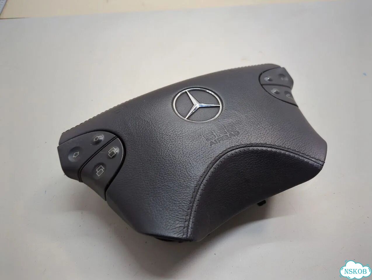 Подушка безопасности водителя Mercedes CLK W208 фото 1