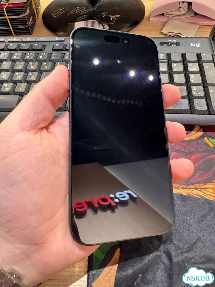iPhone 15, 128 ГБ, SIM + eSIM фото 2