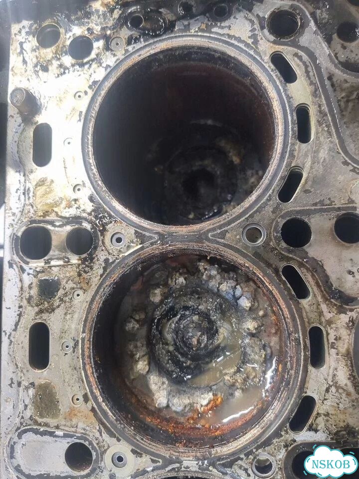 Блок цилиндров Mercedes C W204 OM 651.911 фото 8