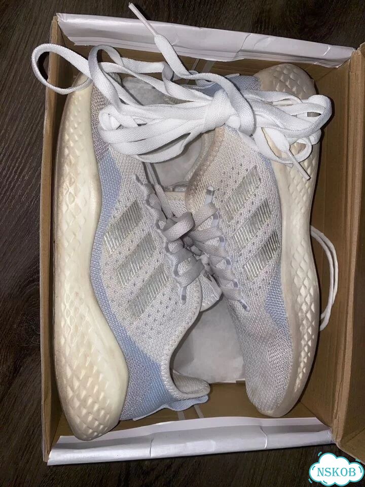 Кроссовки adidas фото 3