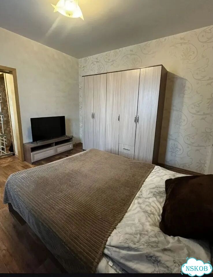 1-к. квартира, 40 м², 9/17 эт. фото 2