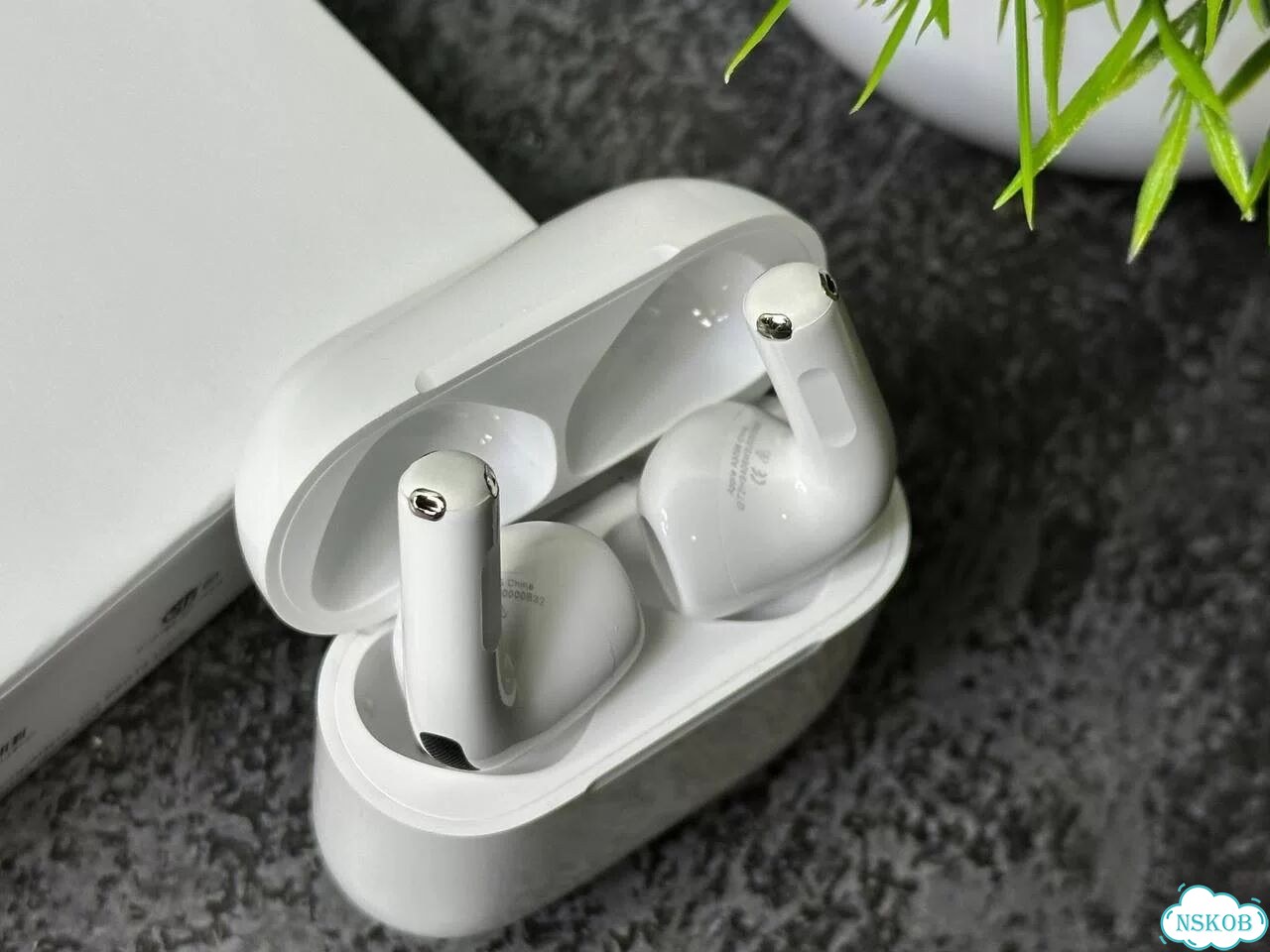 AirPods 4 premium 2026 фото 4