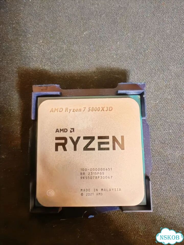 Процессор AMD Ryzen 7 5800X3D AM4 фото 1