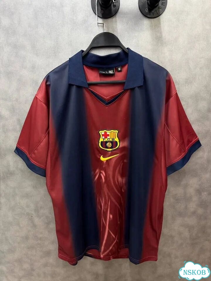 Футболка Barcelona x travis scott фото 1