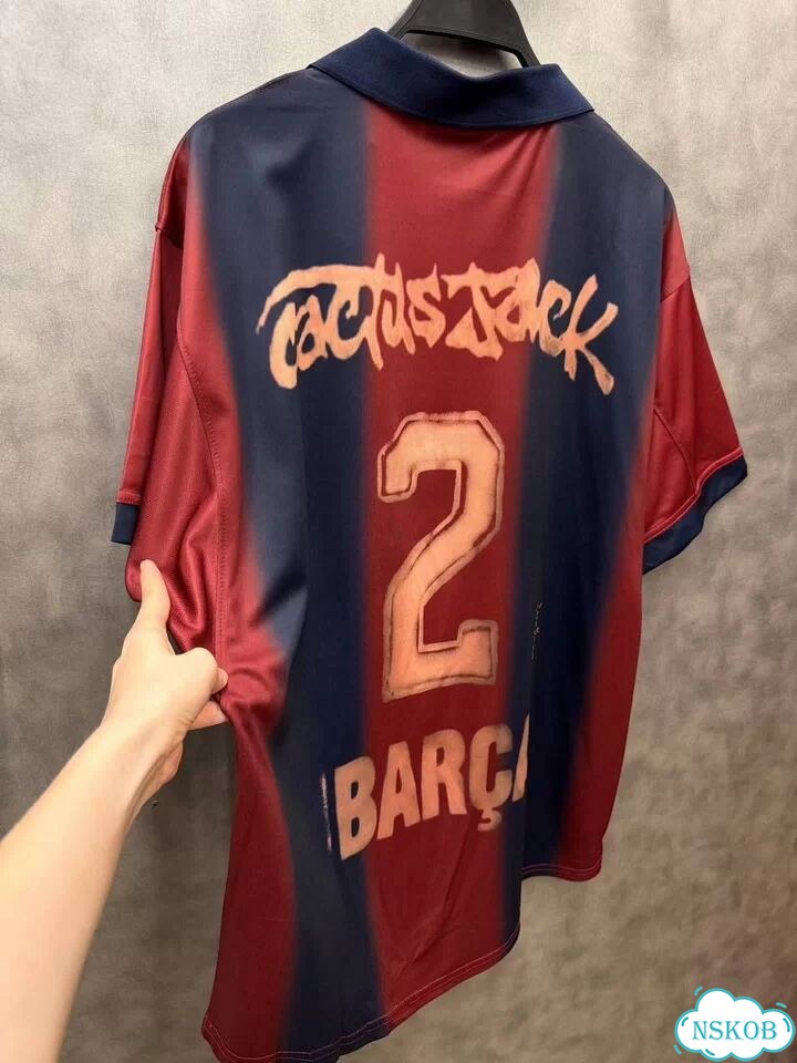 Футболка Barcelona x travis scott фото 10