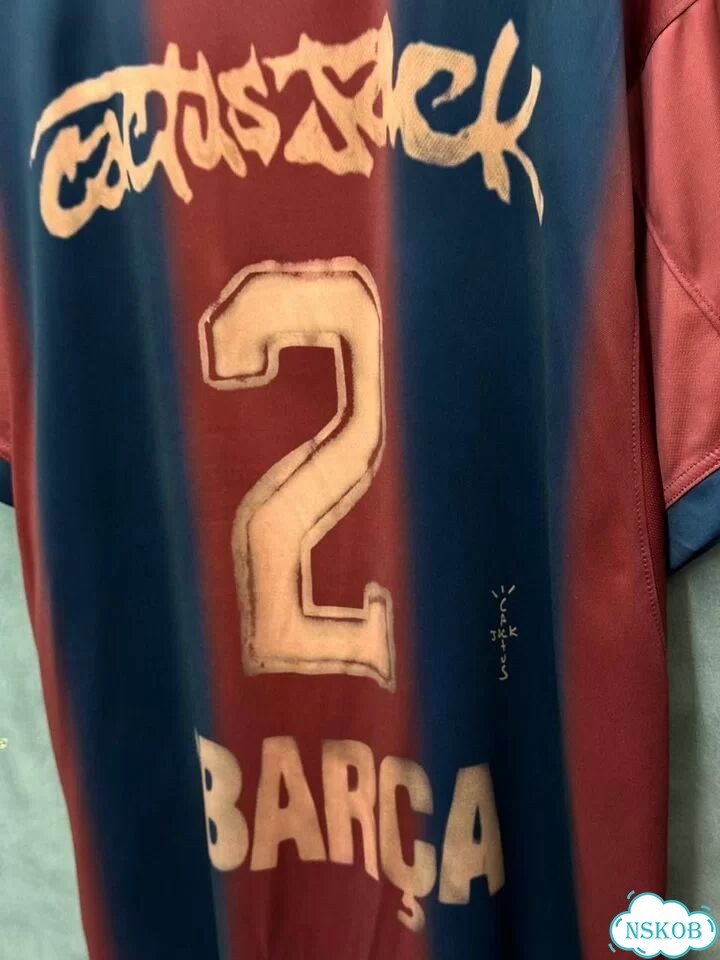 Футболка Barcelona x travis scott фото 9