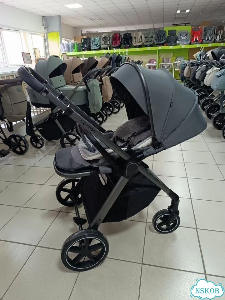 Коляска 3 в 1 модульная Luxmom 700.Новая фото 6
