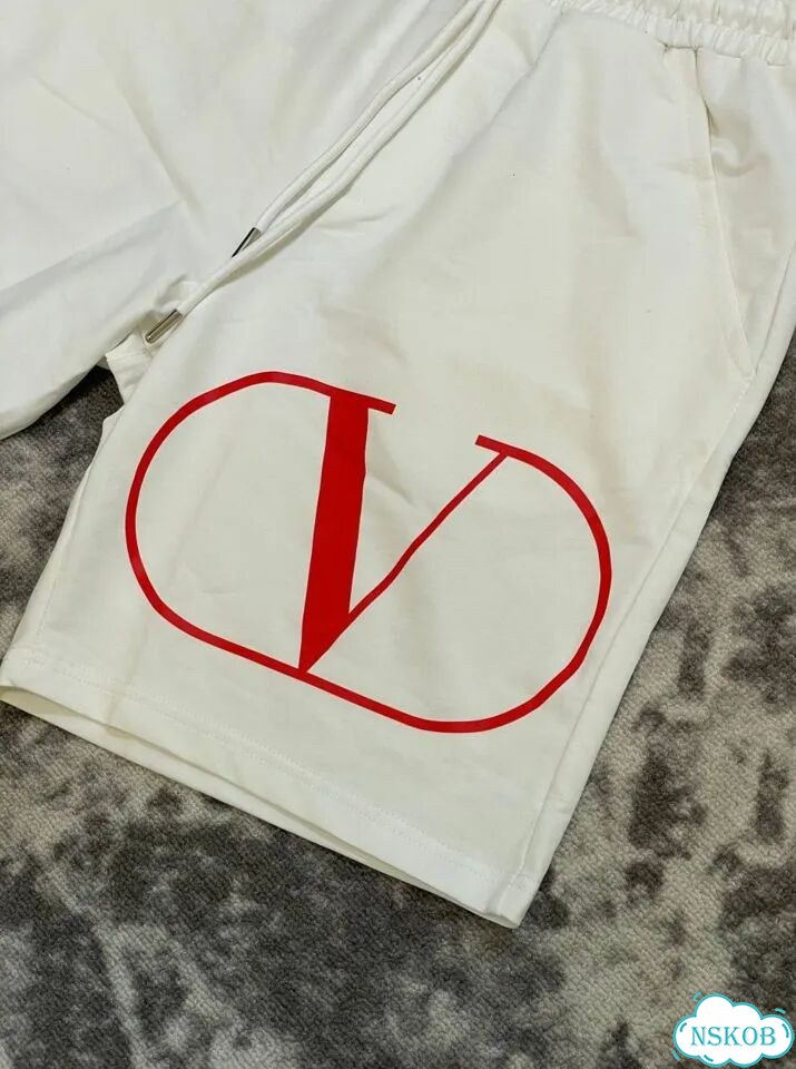 Мужские шорты Valentino фото 2