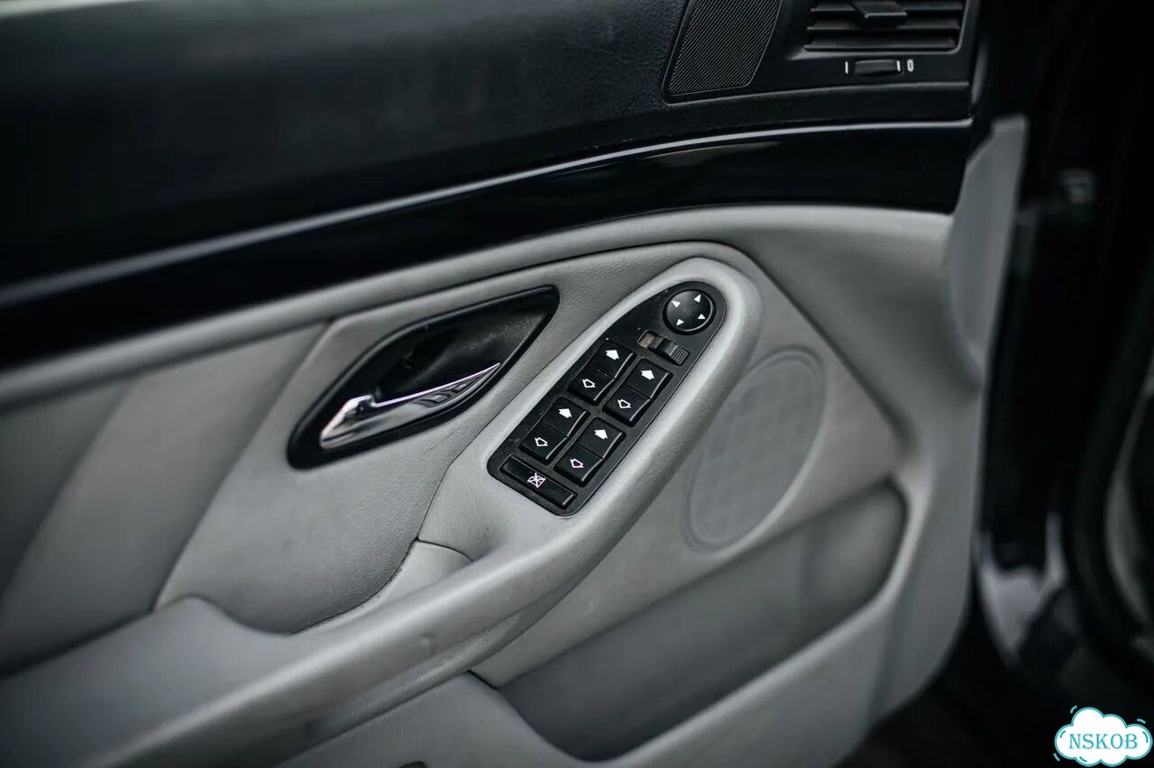BMW 5 серия 2.5 AT, 1999, 342 км фото 15