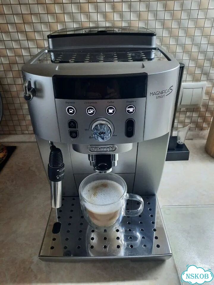 Кофемашина delonghi magnifica s SMART фото 1