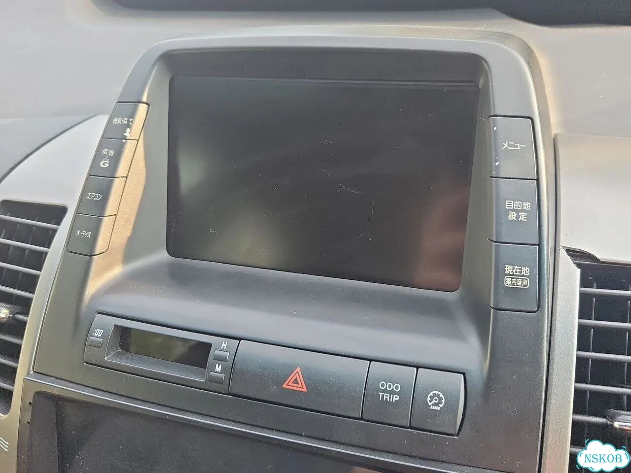 Toyota Prius 20 монитор фото 1