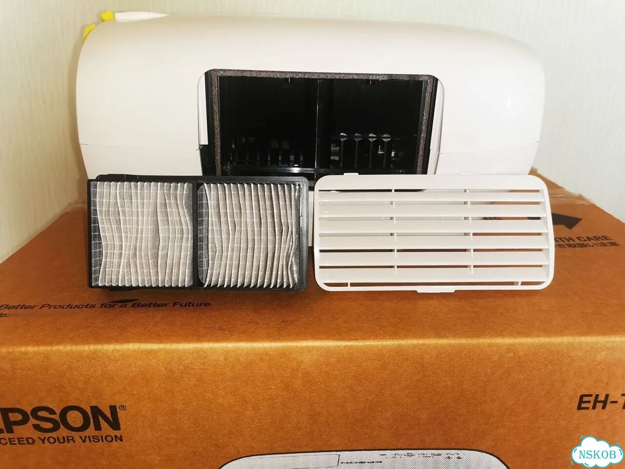 Продам проектор Epson EH-TW6700W+ трансмиттер фото 2