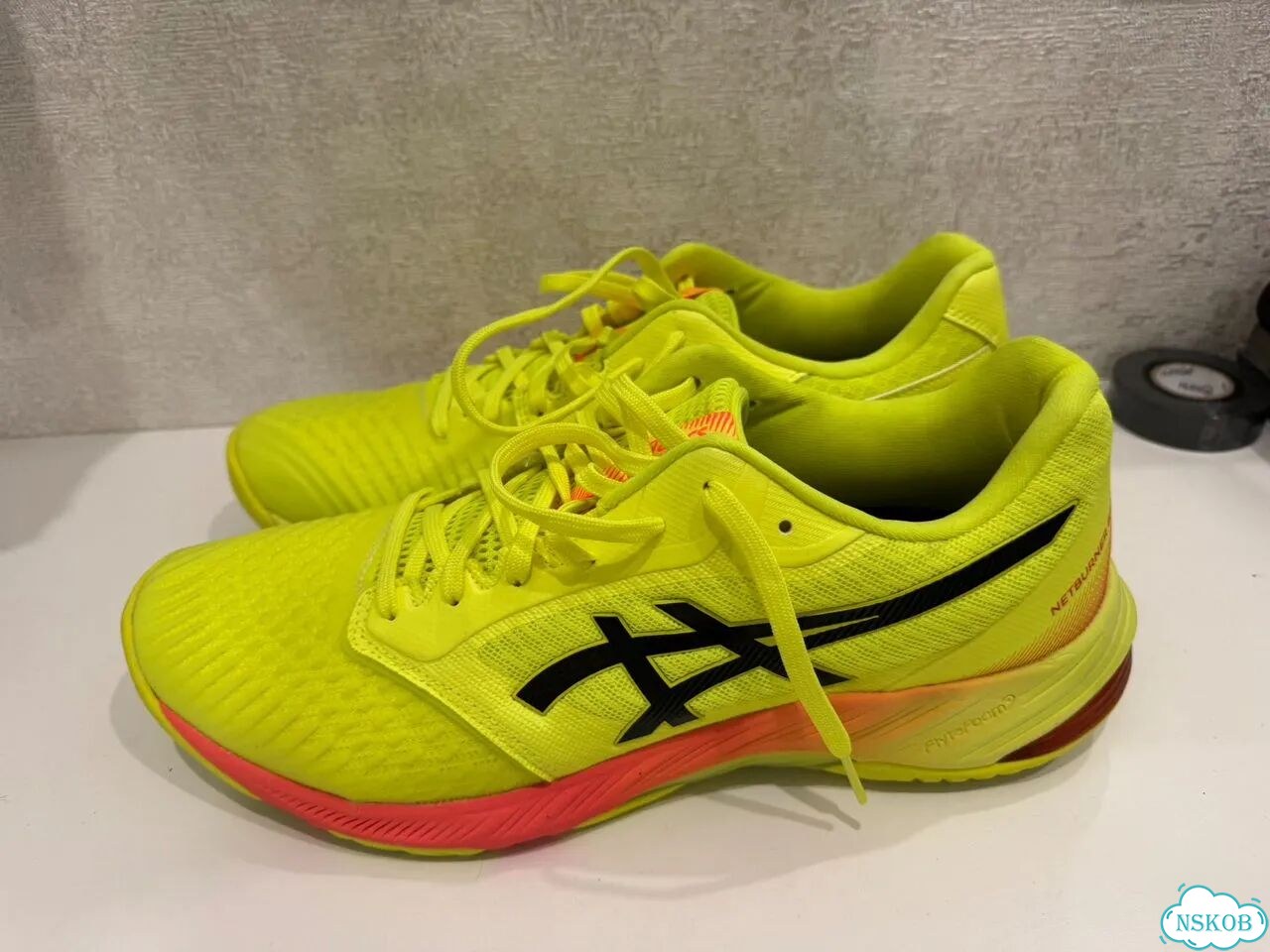 Кроссовки Asics Netburner Ballistic FF 3 Paris фото 1