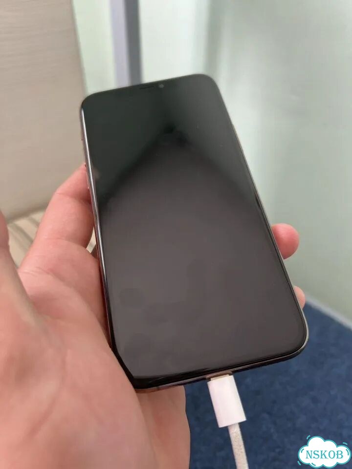 iPhone 11 Pro, 64 ГБ, SIM + eSIM фото 1