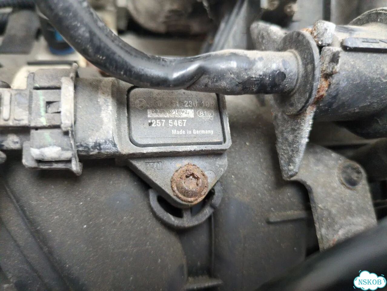 Коллектор впускной Opel Corsa D фото 9