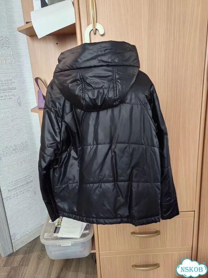 Продам куртку женскую демисезонную фото 3