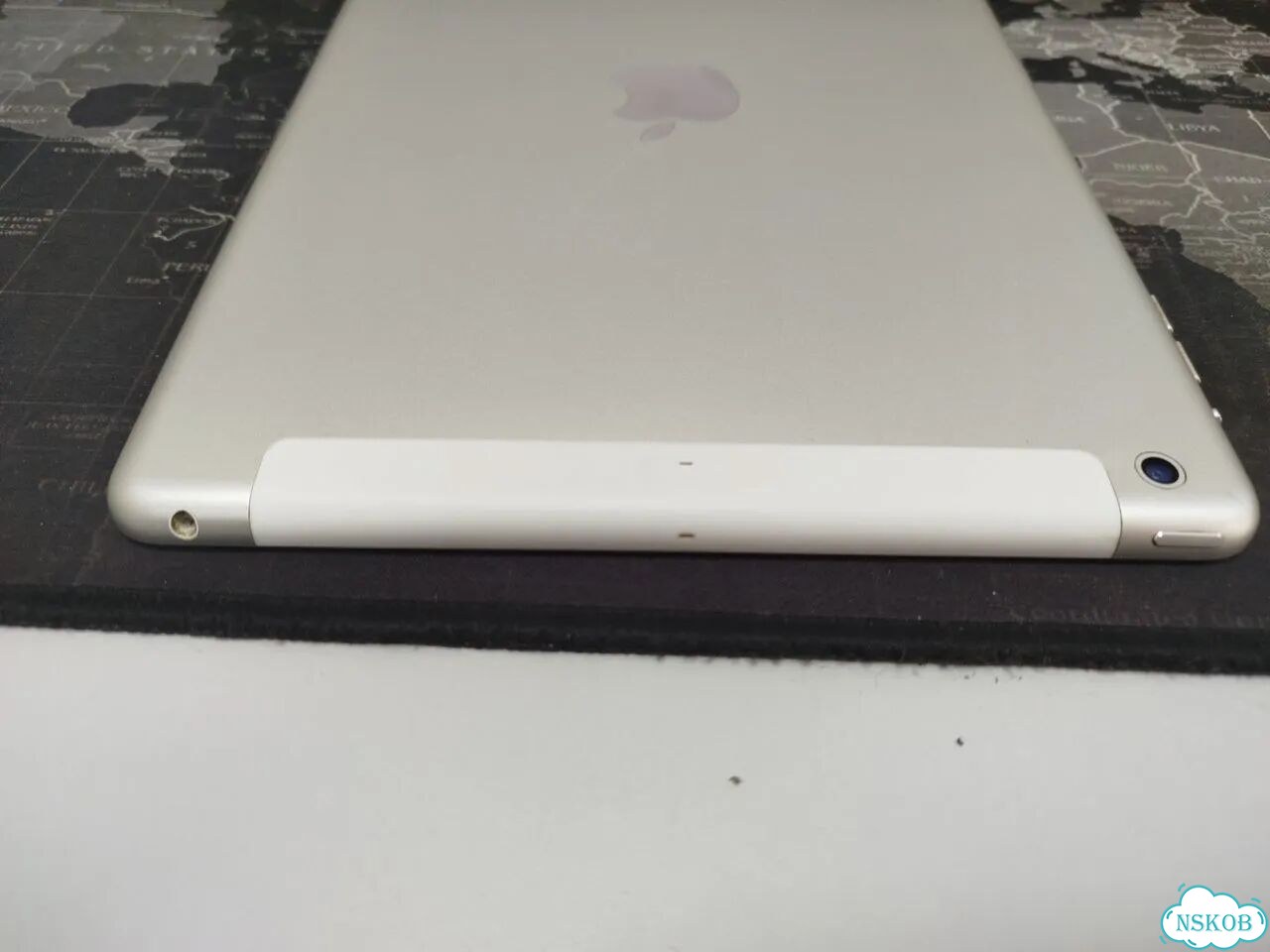 Планшет Apple iPad Air 1 фото 5