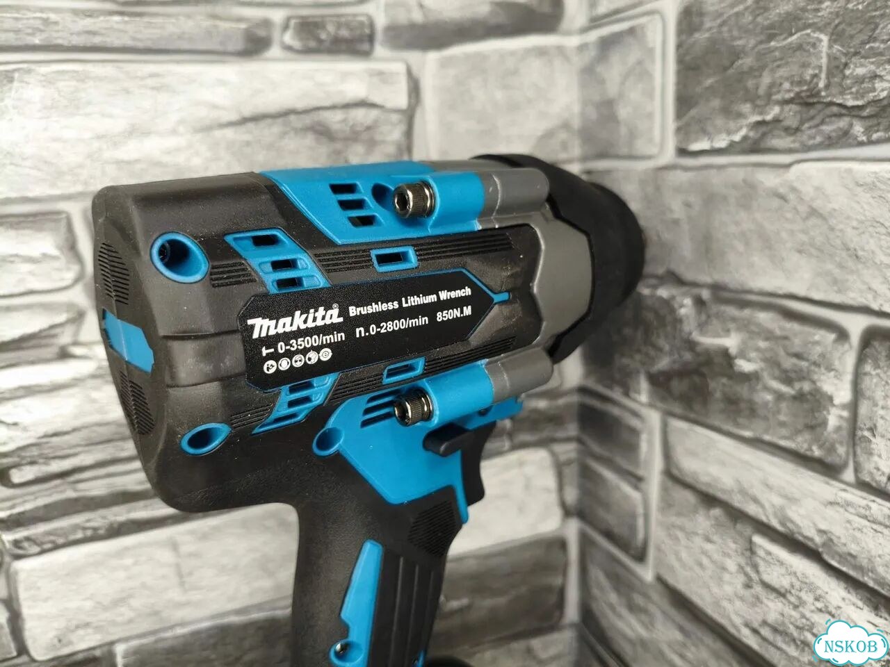 Гайковерт Makita 800 Nm бесщеточный фото 6