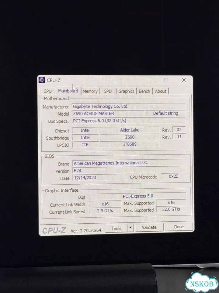 Gigabyte aorus master z690 фото 3