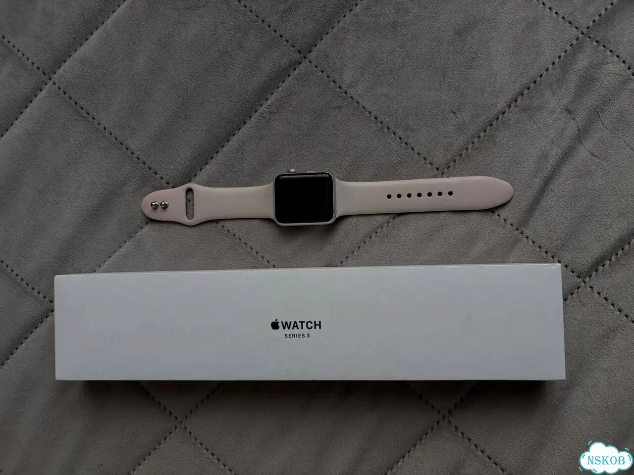 Часы apple watch series 3, 42 mm фото 1