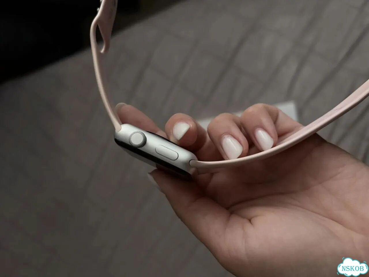 Часы apple watch series 3, 42 mm фото 3