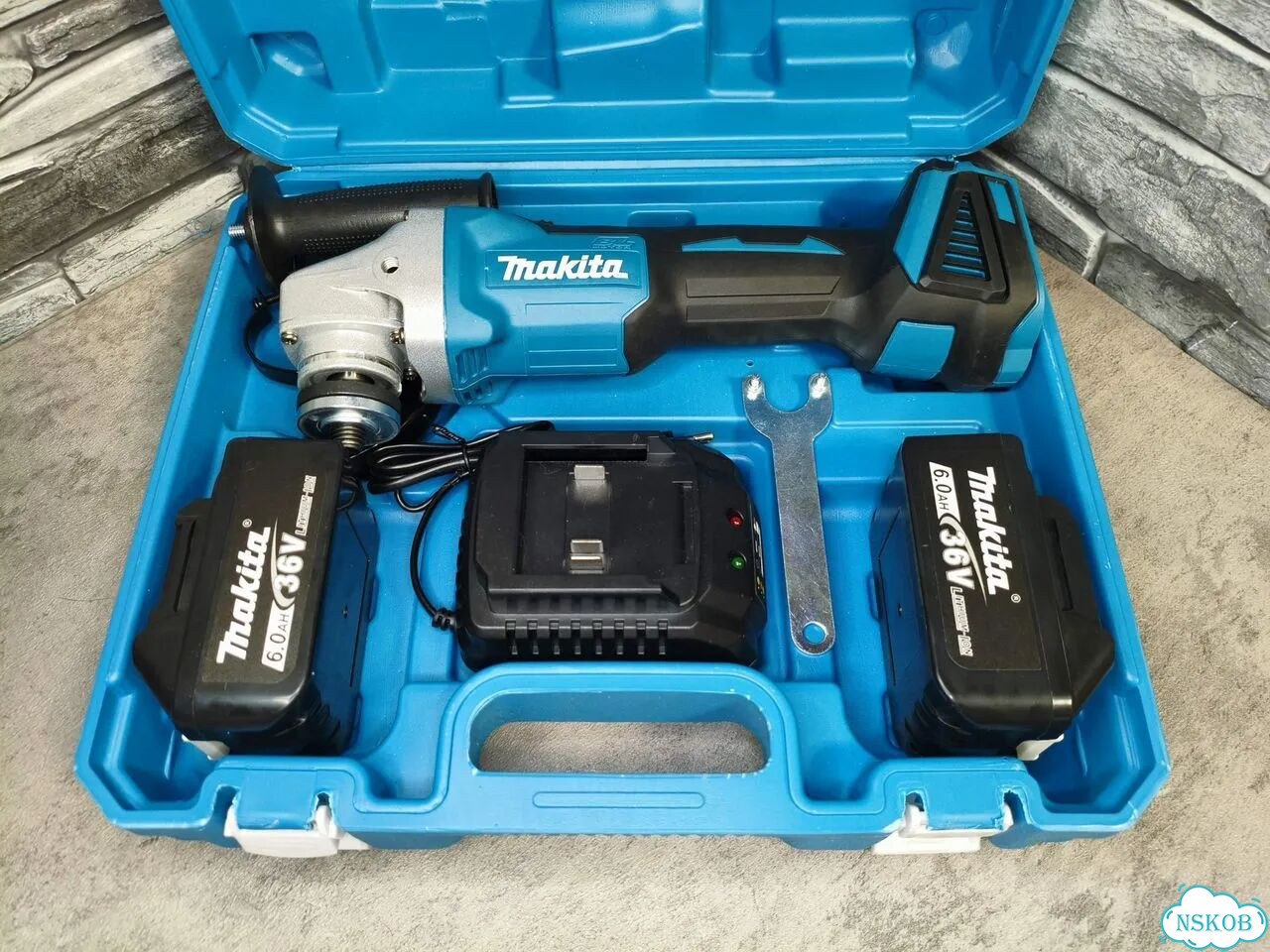 Аккумуляторная болгарка Makita ушм-125мм (новая) фото 1