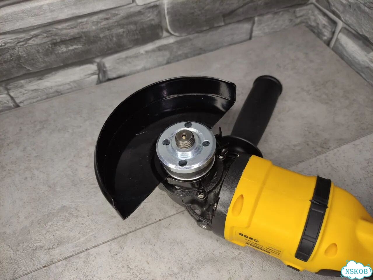 Аккумуляторная болгарка DeWalt ушм-125мм (новая) фото 7