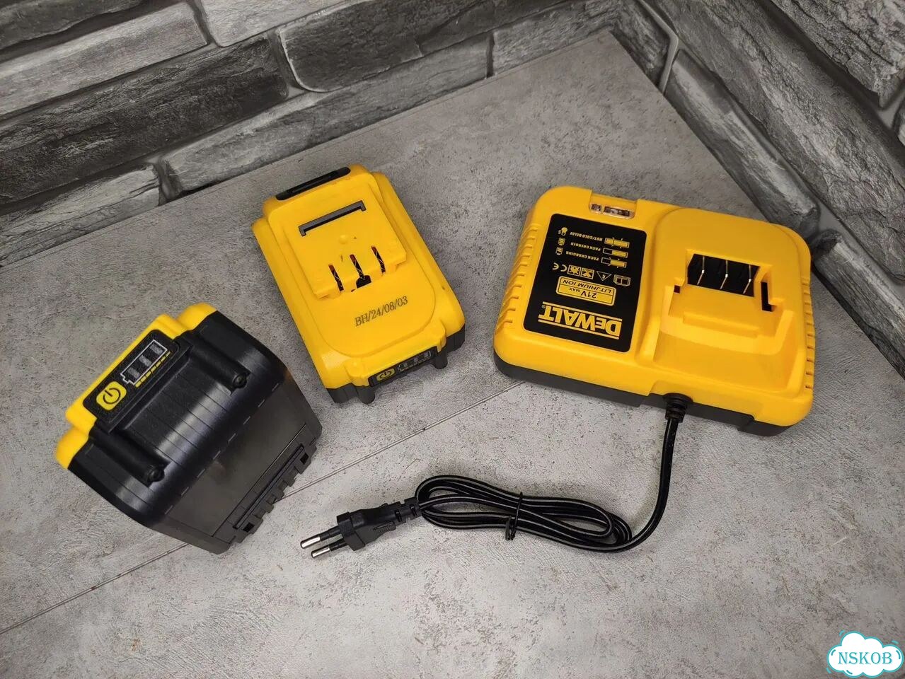 Аккумуляторная болгарка DeWalt ушм-125мм (новая) фото 9