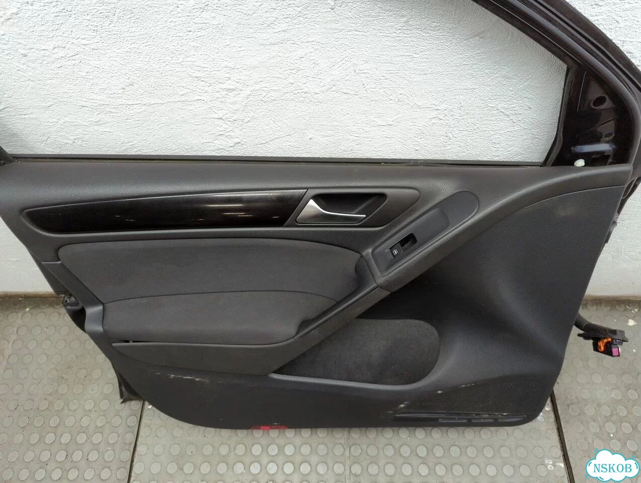 Дверь боковая левая передняя Volkswagen Golf 6 фото 8