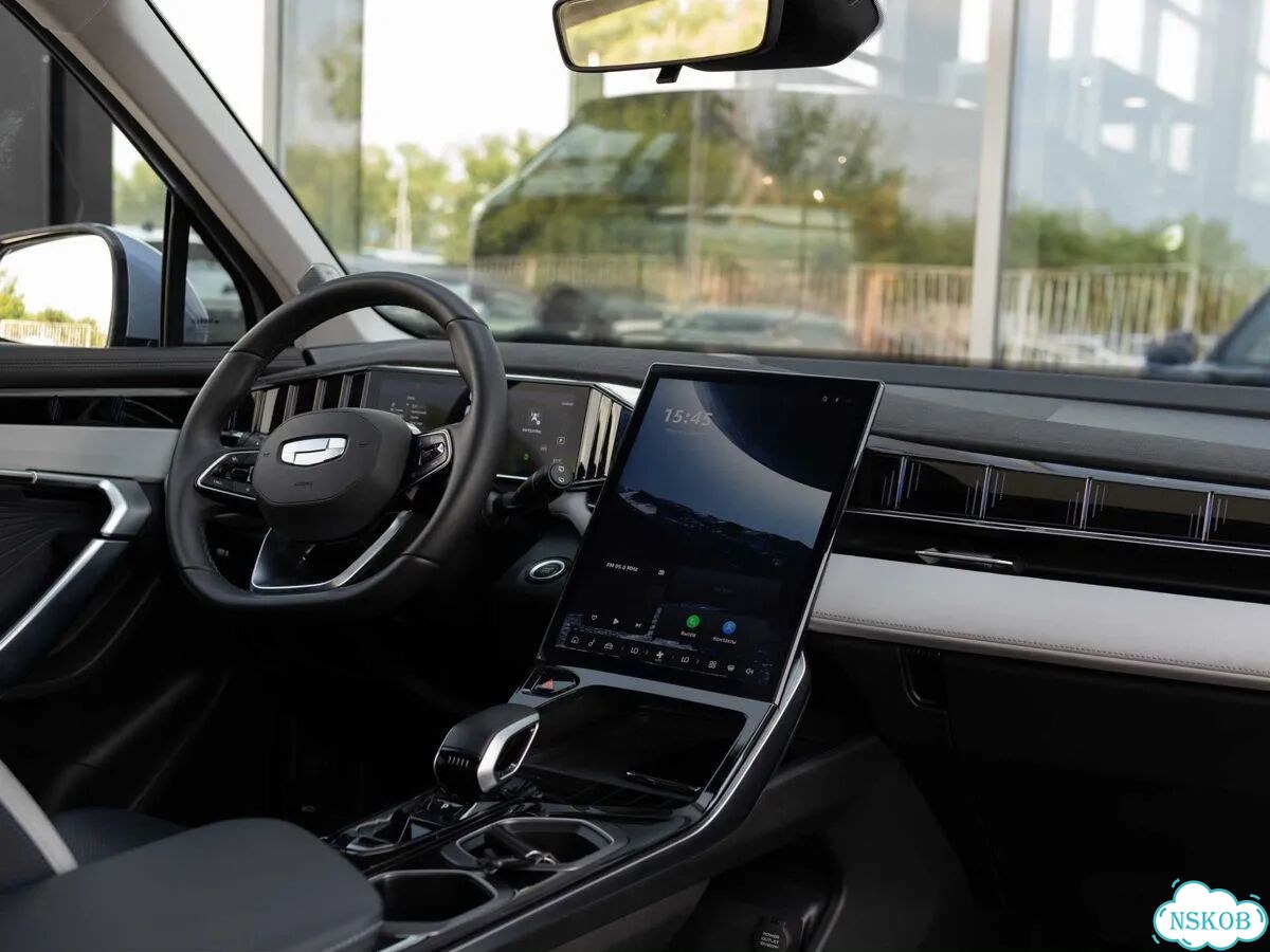 Geely Atlas 2.0 AT, 2024, 16 739 км фото 10