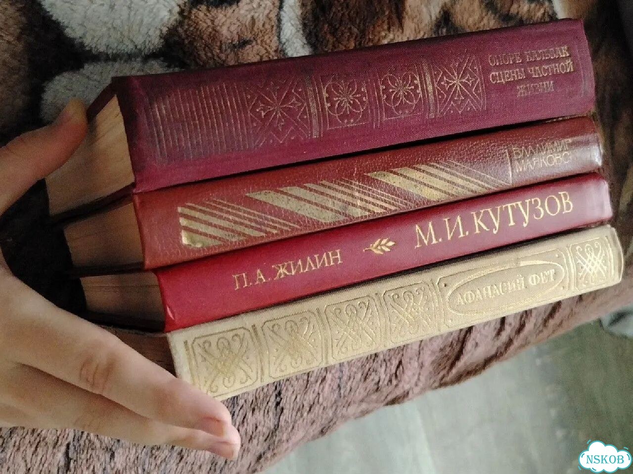 Книги / книга фото 1