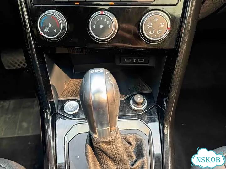 Volkswagen T-Roc (China) 1.4 AMT, 2022, 27 219 км фото 16