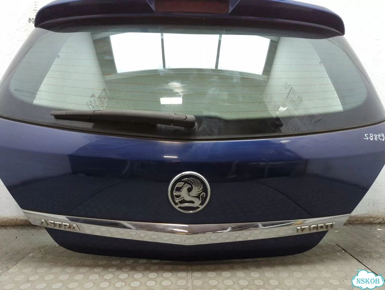 Крышка багажника Opel Astra H фото 3
