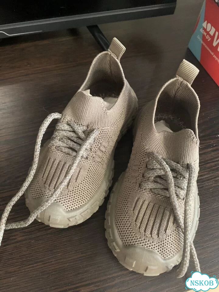 Кроссовки детские 25 размер новые фото 1