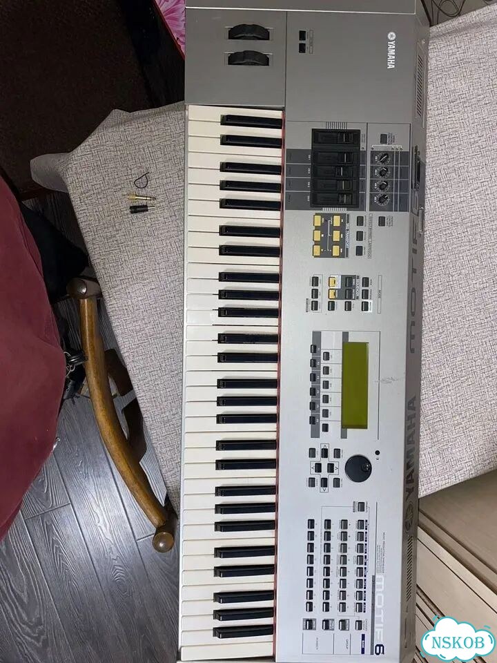 Синтезатор yamaha motif6+Микшерный пульт 4х каналь фото 6