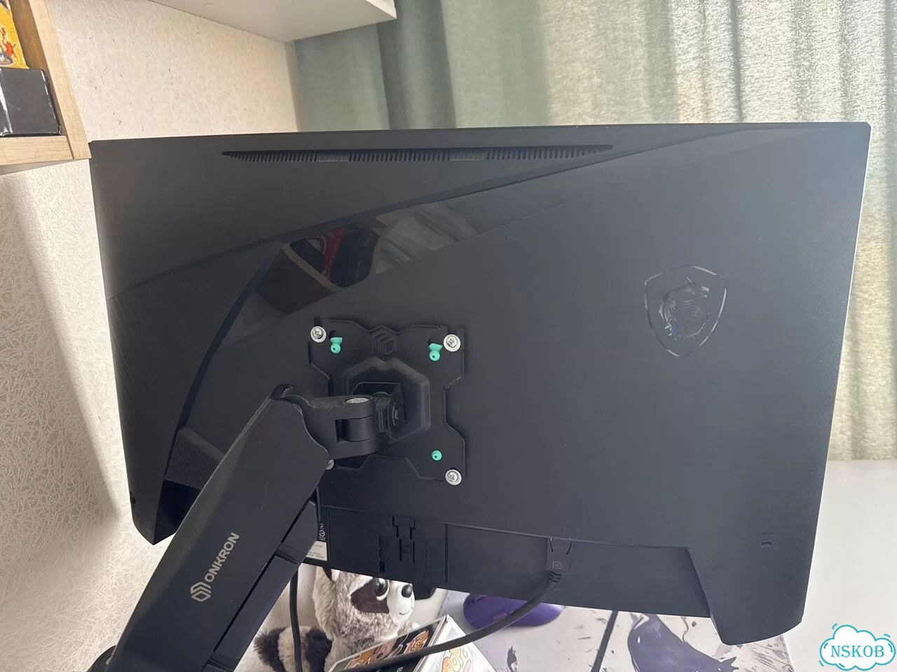 Монитор MSI MAG 27CQ6F фото 2