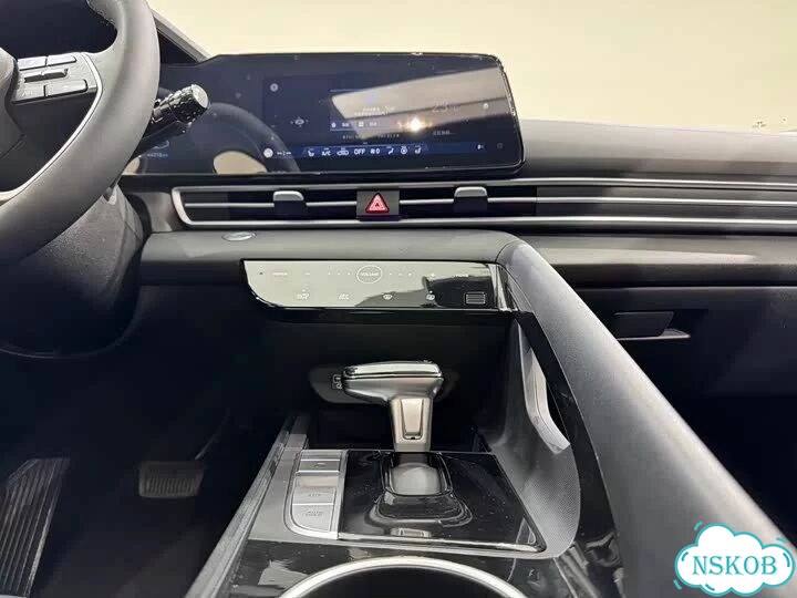 Hyundai Elantra 1.5 CVT, 2023, 26 000 км фото 21