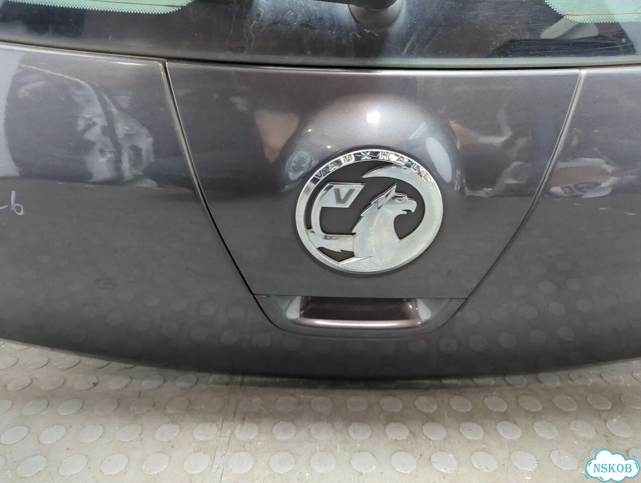 Крышка багажника Opel Astra J фото 6