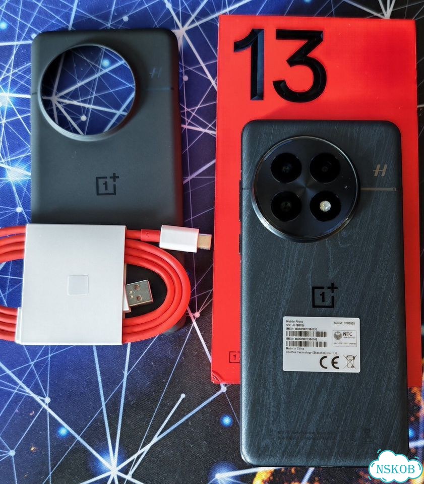 OnePlus 13, 12/256 ГБ, SIM + eSIM фото 1