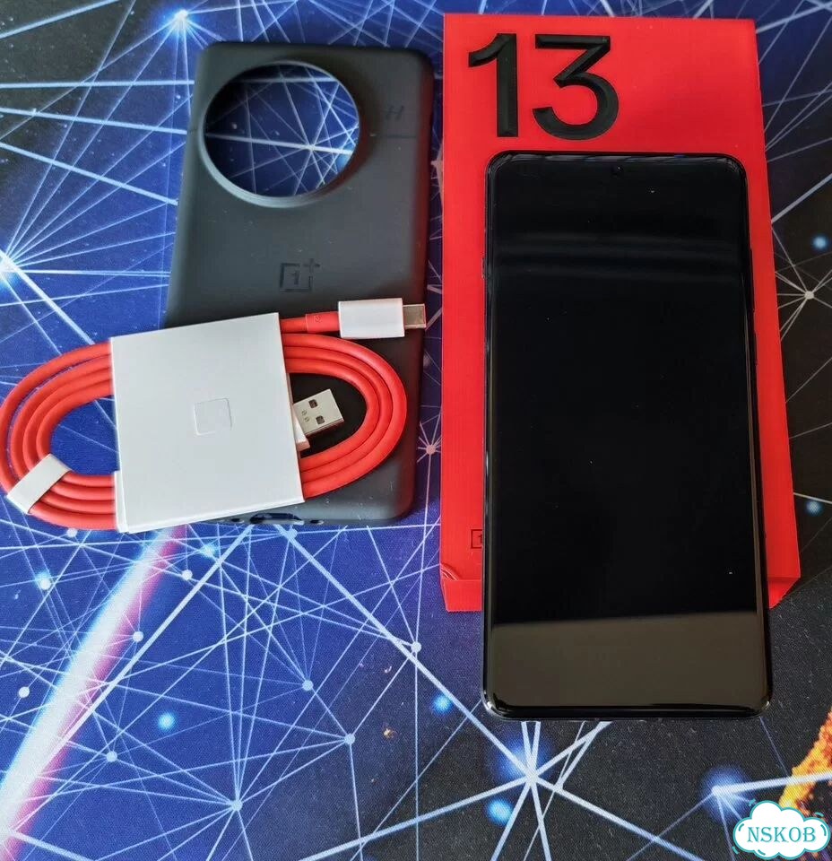 OnePlus 13, 12/256 ГБ, SIM + eSIM фото 2