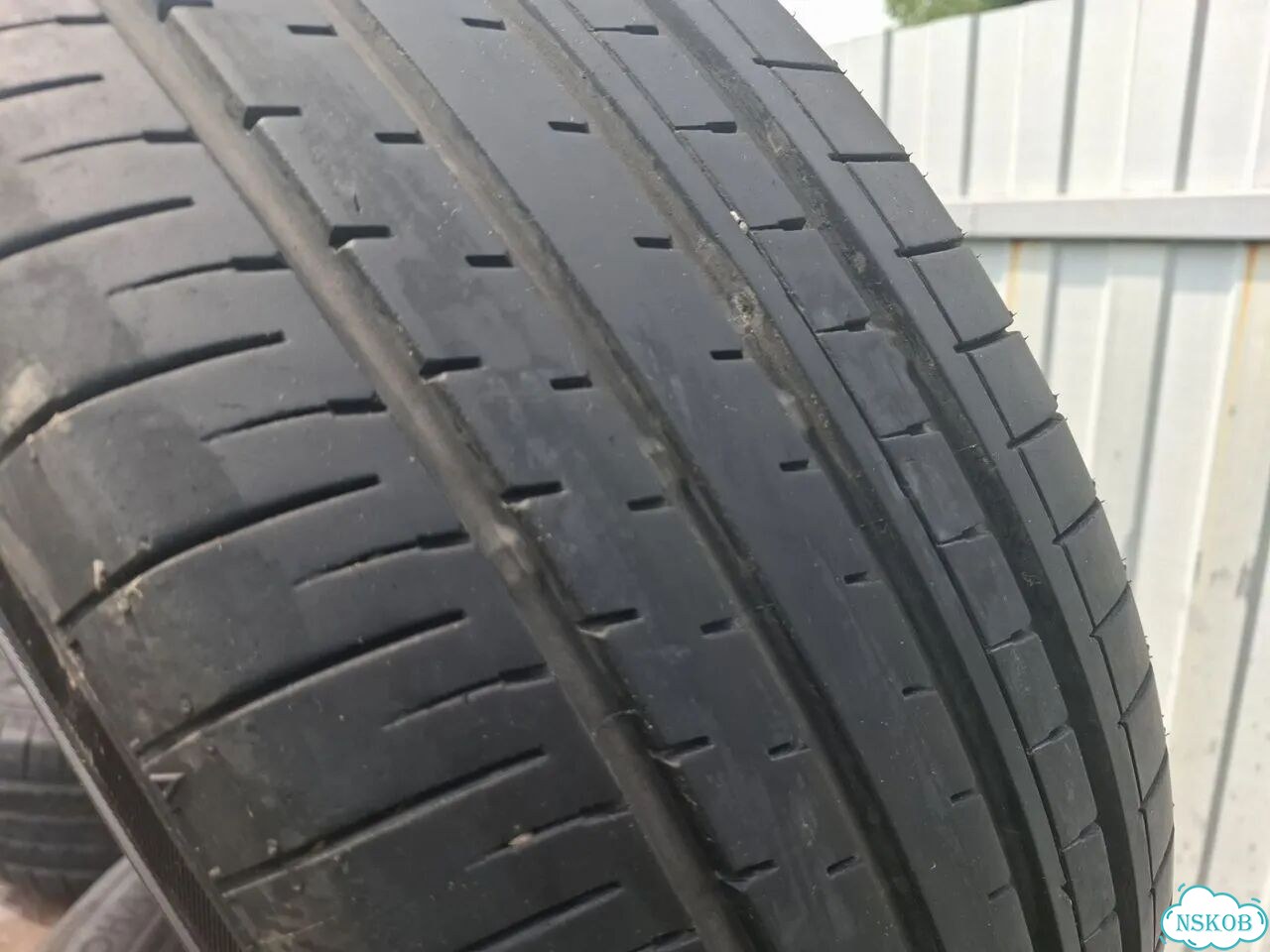Yokohama BluEarth-XT AE61 225/60 R17 91 фото 1
