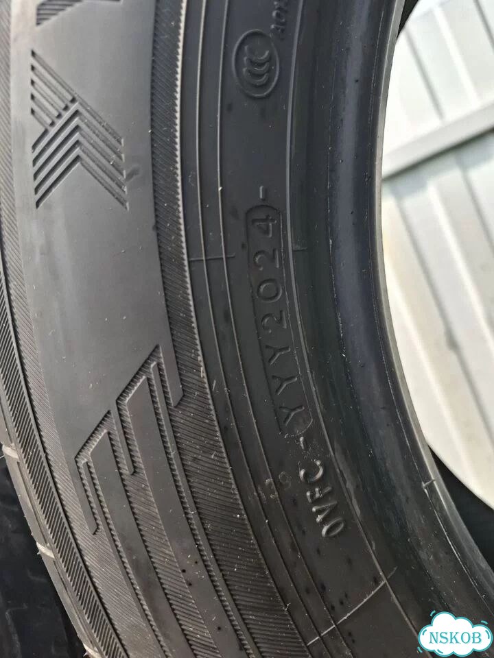 Yokohama BluEarth-XT AE61 225/60 R17 91 фото 2