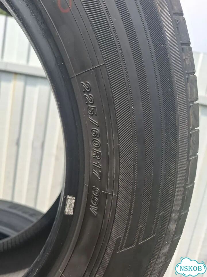 Yokohama BluEarth-XT AE61 225/60 R17 91 фото 3
