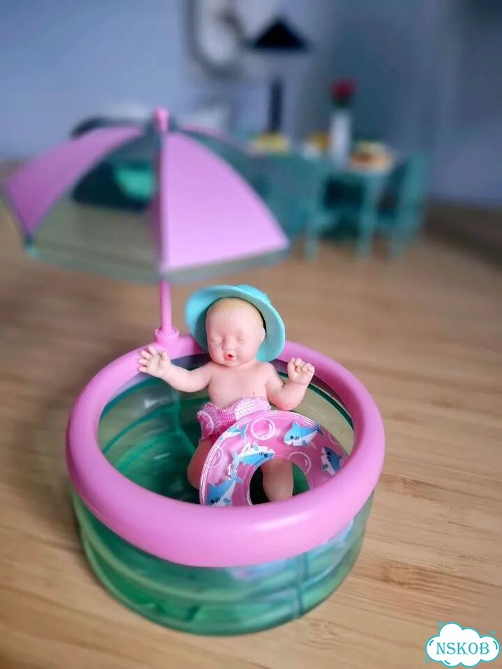 Zuru my mini baby малыш с бассейном и колыбельком фото 2