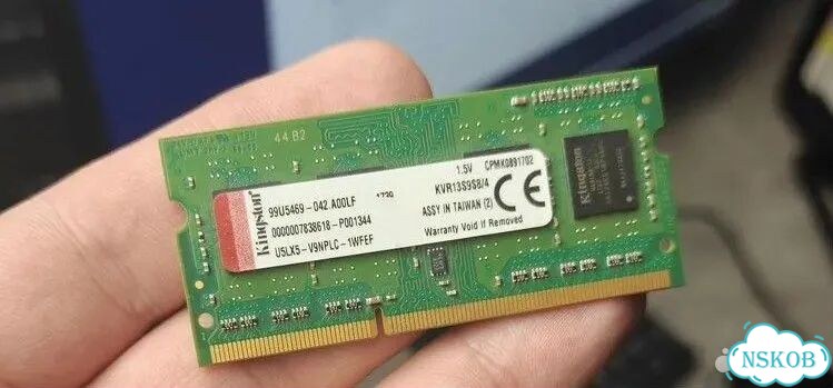 4 гб DDR3 1333 мгц sodimm Kingston фото 1