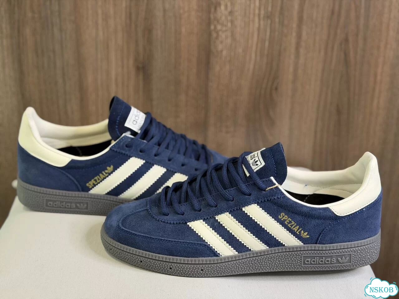 Кроссовки Adidas Spezial фото 1
