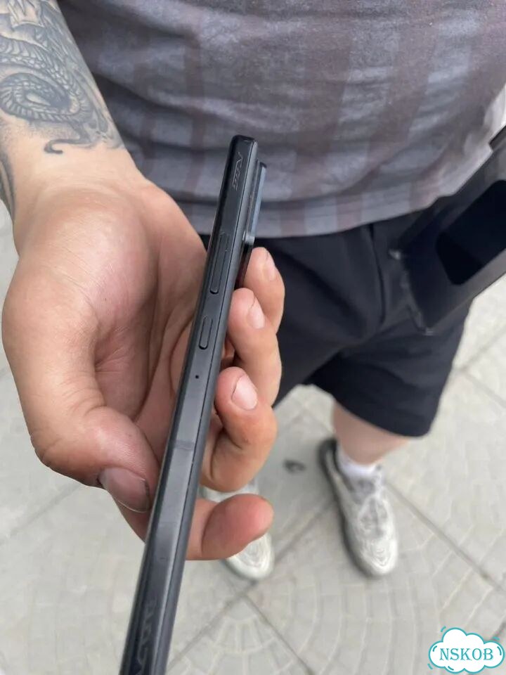 ASUS ROG Phone 9 Pro, 16/512 ГБ, 2 SIM фото 7