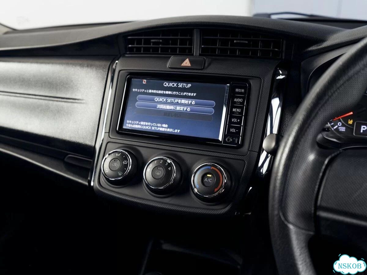 Toyota Corolla Axio 1.3 CVT, 2018, 100 343 км фото 12