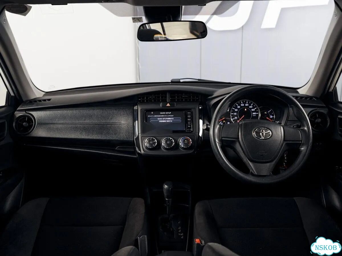 Toyota Corolla Axio 1.3 CVT, 2018, 100 343 км фото 22